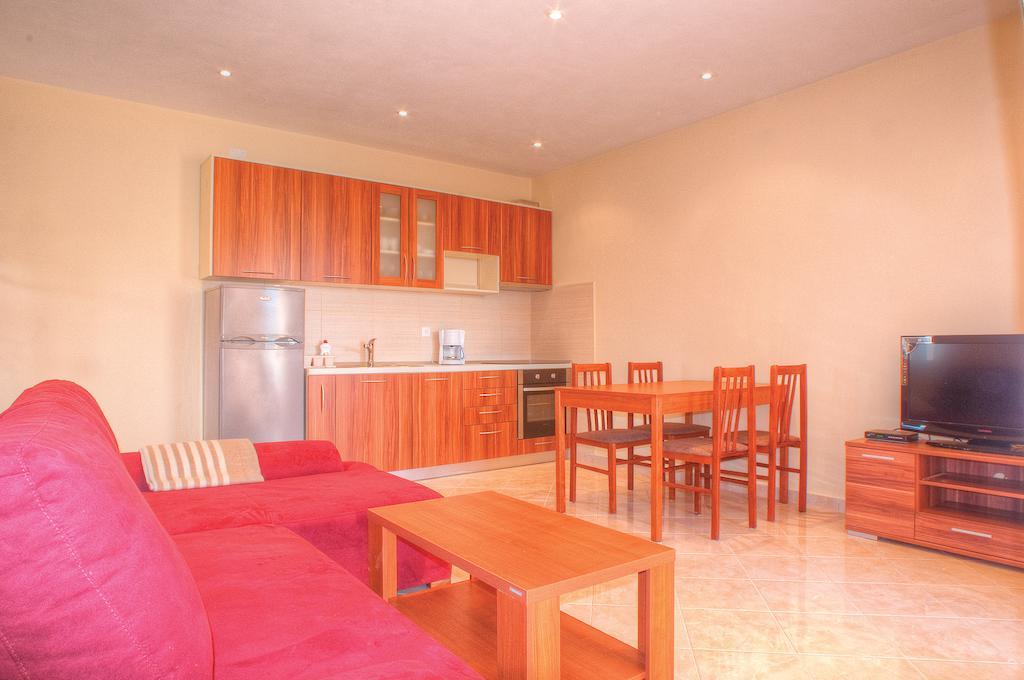 Apartments Tare, Free Parking Vodice Habitación foto